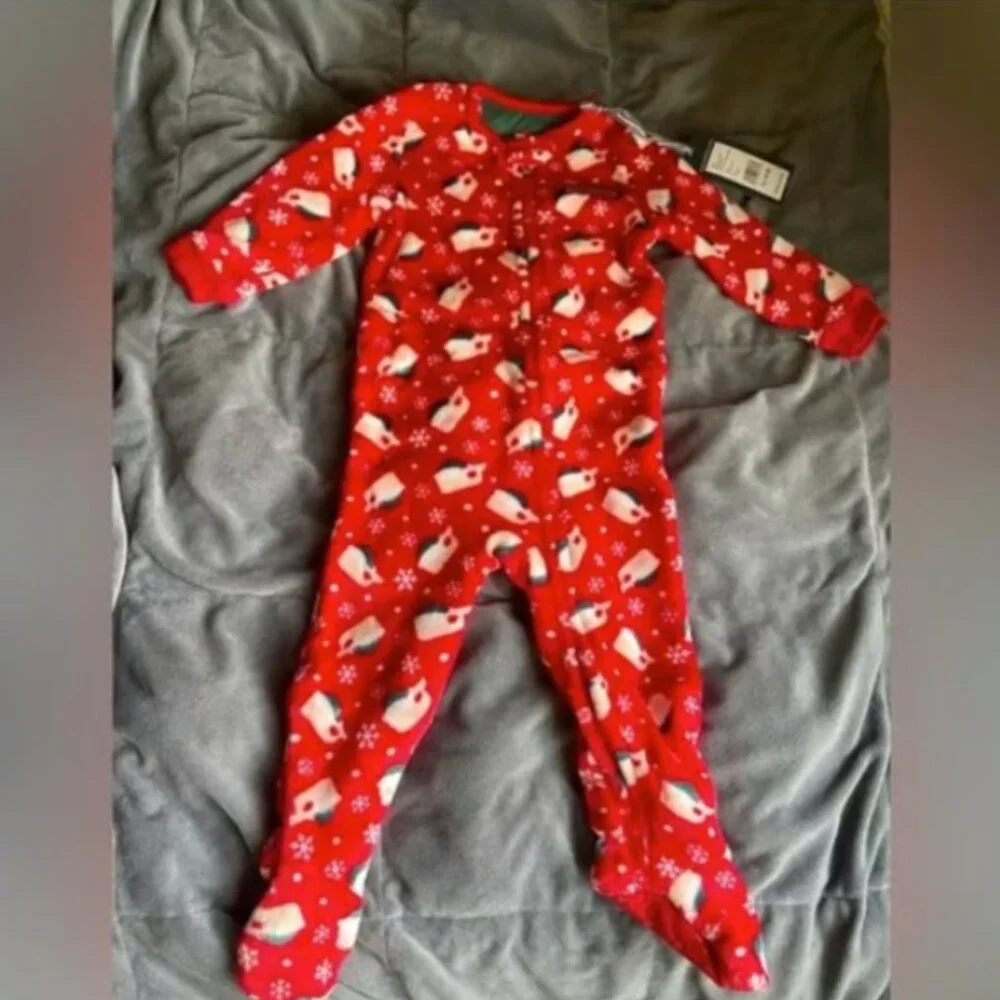 NWT Vineyard Vines Baby Santa Whale High Pile One Piece